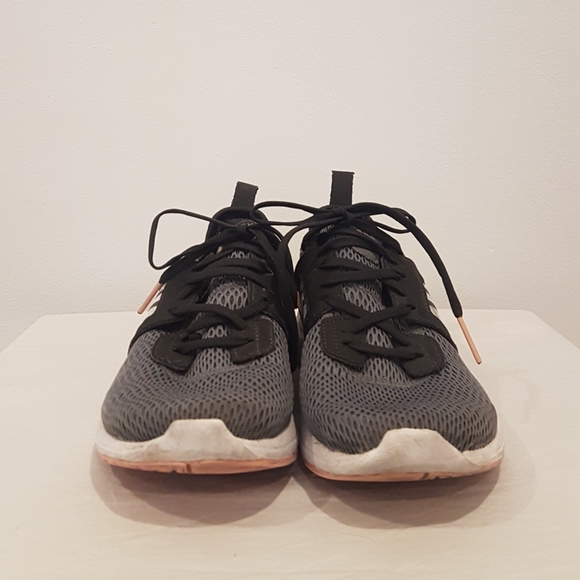 Adidas Cloadfoam Running Shoes size 8 - Picture 6 of 9